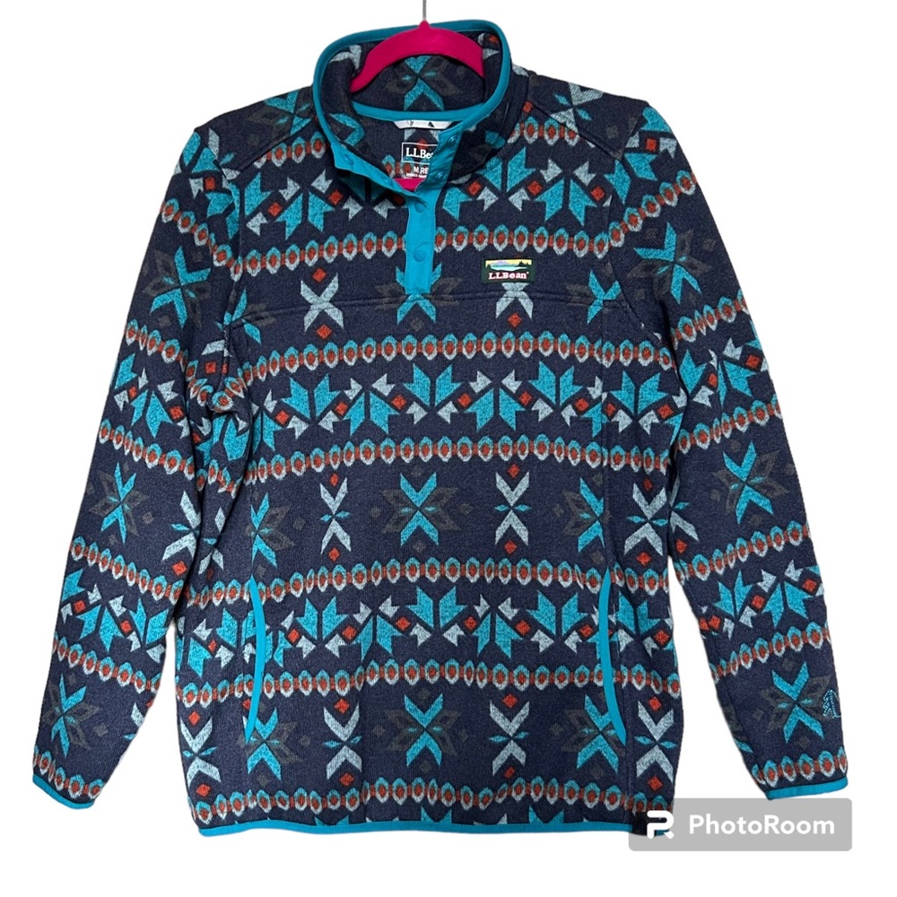 L.L.Bean Sweater Fleece Pullover Aztec Print. Size medium.